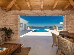 Villa in Crikvenica with swimming pool