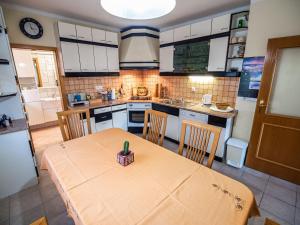 Relaxing Retreat with Hot Tub in Sevnica - Three Bedroom Apartment