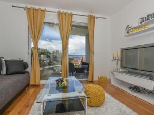 Apartment Hani 1 - One Bedroom Apartment With Balcony And Sea View