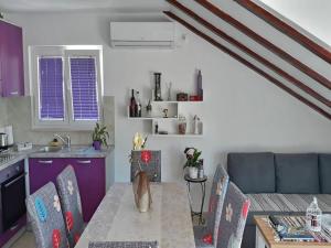 Apartments Clementina Sunrise-Two Bedroom Apartment with Terrace and Sea View BIG