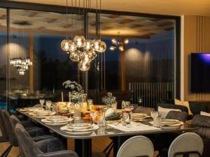 Luxury Villa Lara with Heated Pool, Hot-Tub and Sauna - Six Bedroom Villa with Pool