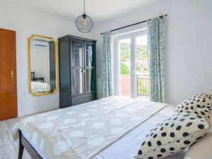 Apartment Villa Troskot - Villa with pool