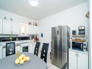 Villa Vista Old Town - Four Bedroom House with Terrace and Sea View