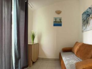 One bedroom apartment with balcony-APP4