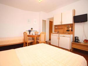 Apartments Butkovi - Studio Apartmetn A4