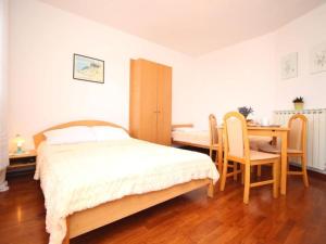 Apartments Butkovi - Studio Apartmetn A4