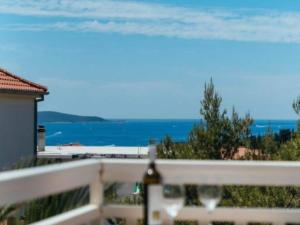 Apartments Trogrli - One-Bedroom Apartment with Balcony