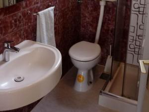 Two Bedroom Apartment with Sea View and Balcony