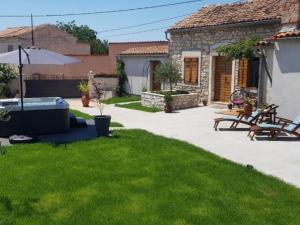 Deluxe one bedroom apartment