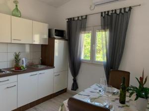 One Bedroom Apartment with Balcony 1