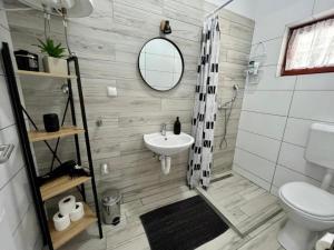 One Bedroom Apartment with Balcony 1