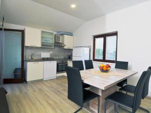 One Bedroom Apartment With Terrace A1
