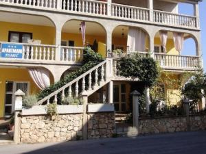 Cozy Vodice Garden Apartments With Terrace and BBQ - Comfort one bedroom apartment GREEN