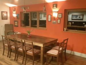 Tim and Fionnualas House