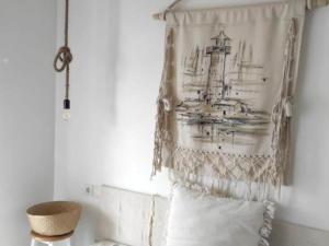 Modern Beachfront Apartments near ibenik - Classic Studio Apartment with Balcony and Sea View