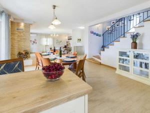 Villa in Sveti Lovre with swimming pool