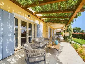 Villa in Sveti Lovre with swimming pool