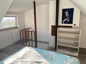 Meadow Tranquil Apartments with Evergreen Garden - Two Bedroom Apartment