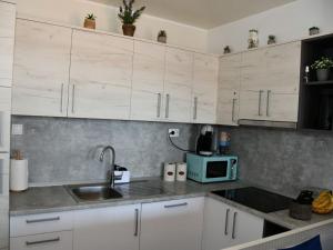 Mobile Home With Terrace And Sea View Azzuro