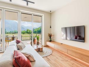 Bovec Chic Apartment with Sauna - One Bedroom Apartment with Balcony