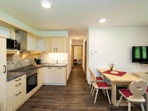 The Woodland Nook Apartments Bohinj - Classic Two Bedroom Apartment with Balcony