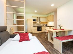 The Woodland Nook Apartments Bohinj - Classic Two Bedroom Apartment with Balcony