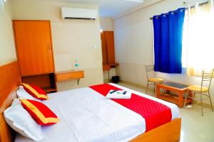 Hotel Breezeland - Erode Railway station