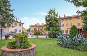 Cozy Apartment In Castiglione Del Lago