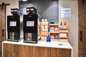 Holiday Inn Express & Suites Eden Prairie - Minneapolis by IHG