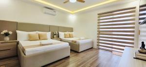 CozyNest Luxury Smart Pool Villa