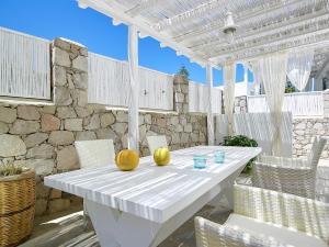 Delmar Apartments & Suites Milos Milos Greece