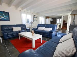 Maison spacieuse 5 pièces à La Palmyre, proche mer, idéale pour 8 personnes, Patio et Barbecue - FR-1-705-94