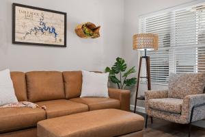 New! 3 BR Condo WPool Close to Branson Strip