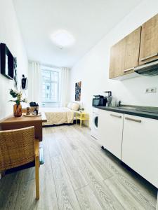 Cozy Studio Apt, 15-Min to Schönbrunn