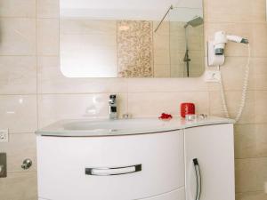 Bled Prestigious and Stylish Apartments - Standard One Bedroom Apartment with Balcony