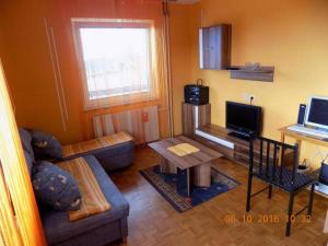 Comfortable Zre e Apartment - One Bedroom Apartment