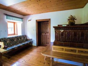 Rustic Authentic Holiday Home with Terrace and Wood Stove - Three Bedroom Holiday Home with Terrace