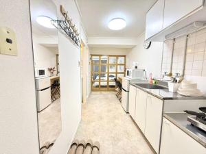 Shinjuku Waseda Cartref 3