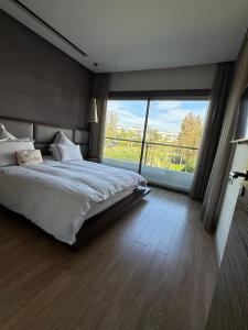 Luxury Stay in Prestigia Golf City