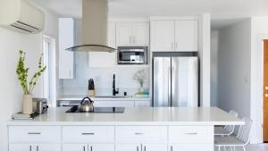 Avalon 2 Unit Buyout II IV by AvantStay Mins to Gaslamp Patio w BQQ