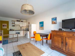 Mimizan Plage T2 avec Terrasse et Parking Proche Océan - FR-1-50-160