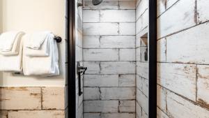 Near Historic Downtown Ski-InSki-Out Etta Place 5 by AvantStay