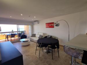 Appartement climatisé avec piscine, 3 pièces, 6 personnes, Golfe de Saint-Tropez - FR-1-780-58