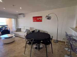 Appartement climatisé avec piscine, 3 pièces, 6 personnes, Golfe de Saint-Tropez - FR-1-780-58