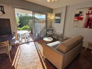 Studio climatisé avec parking, proche centre Sainte-Maxime - FR-1-780-60