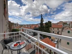 Via Porto Rooms - Deluxe Double Room with Double Bed and Balcony
