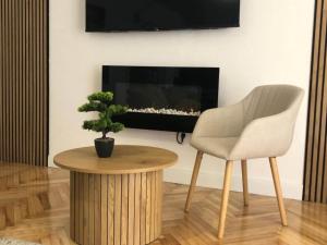 Luxury Apartment Ivo with Jacuzzi near the beach - Two Bedroom Apartment