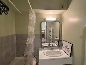 Studio montagnard au cœur de Super Besse avec parking privé - FR-1-814-128