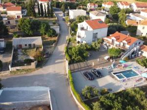 Apartments Franica with Heated Pool and Hot-Tub - Two Bedroom Apartment with Terrace