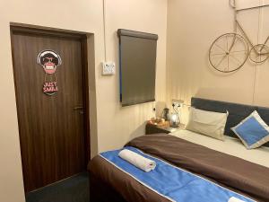 Hotel Kashi Awahan! Near Vishvanath Temple